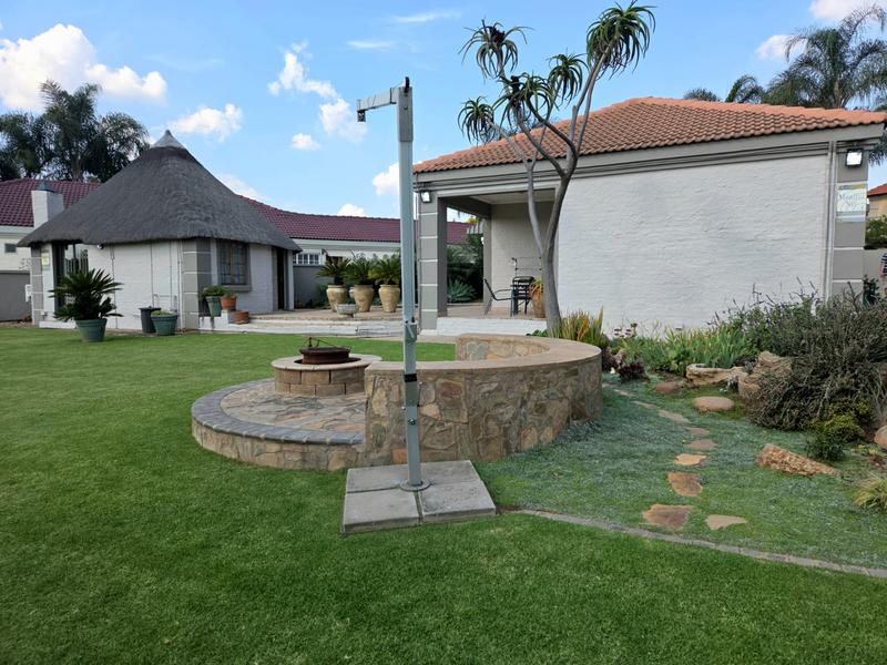 3 Bedroom Property for Sale in Amberfield Gauteng