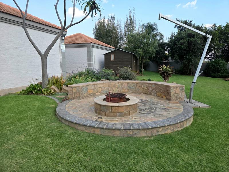3 Bedroom Property for Sale in Amberfield Gauteng