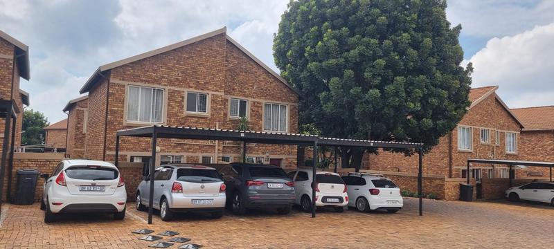 3 Bedroom Property for Sale in Heuwelsig Estate Gauteng