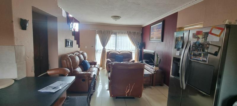 3 Bedroom Property for Sale in Heuwelsig Estate Gauteng