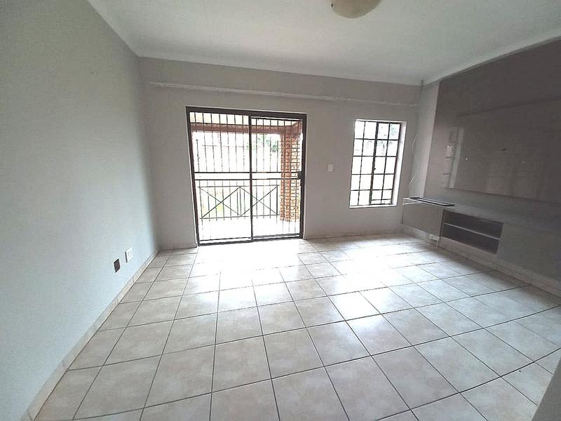 2 Bedroom Property for Sale in Kookrus Gauteng