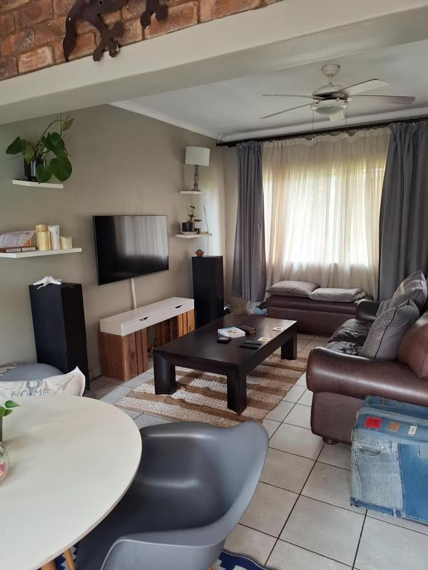 3 Bedroom Property for Sale in Elardus Park Gauteng