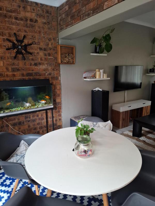 3 Bedroom Property for Sale in Elardus Park Gauteng