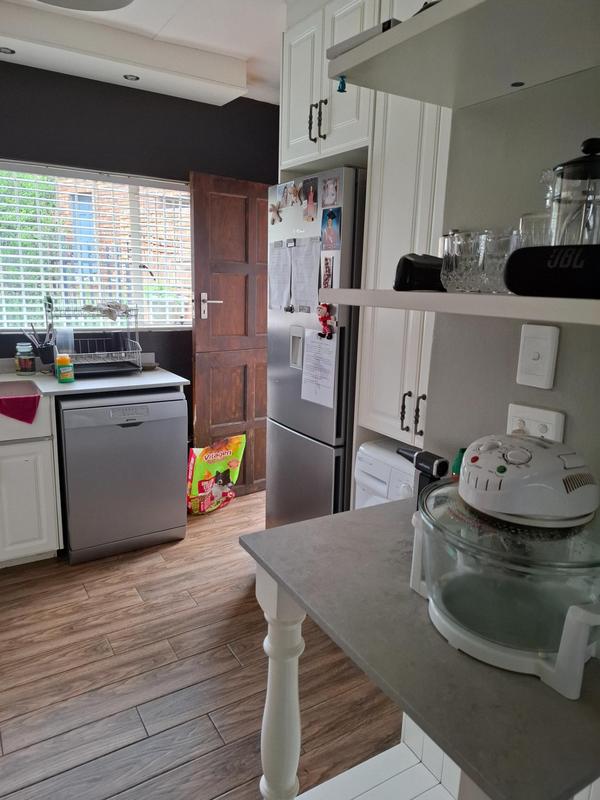 3 Bedroom Property for Sale in Elardus Park Gauteng