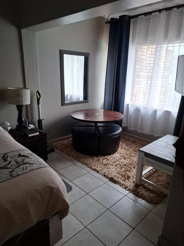 3 Bedroom Property for Sale in Elardus Park Gauteng