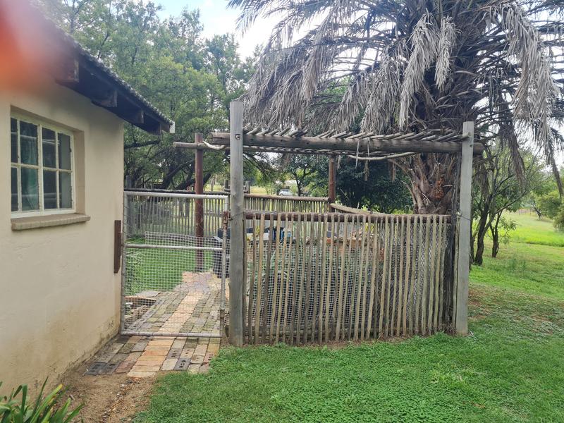 To Let 2 Bedroom Property for Rent in Lanseria Gauteng