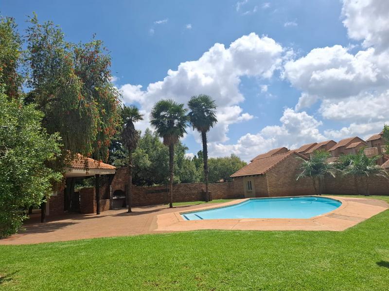 To Let 2 Bedroom Property for Rent in Boardwalk Villas Gauteng