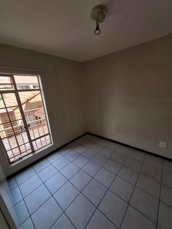 To Let 2 Bedroom Property for Rent in Boardwalk Villas Gauteng