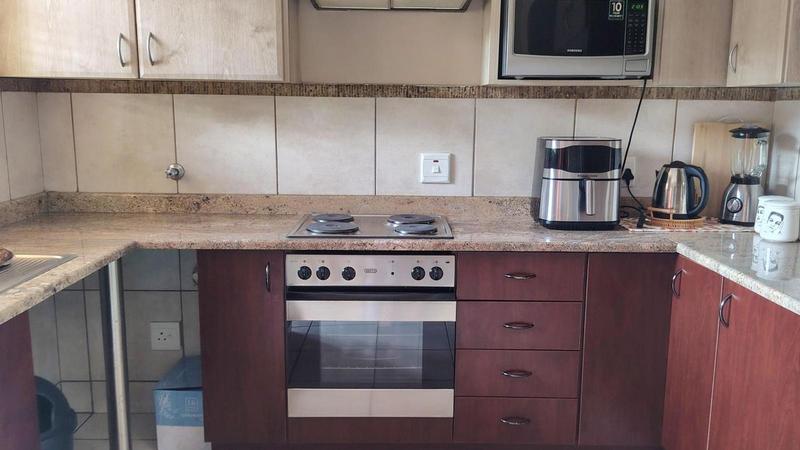 2 Bedroom Property for Sale in Willowbrook Gauteng