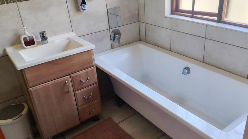 2 Bedroom Property for Sale in Willowbrook Gauteng