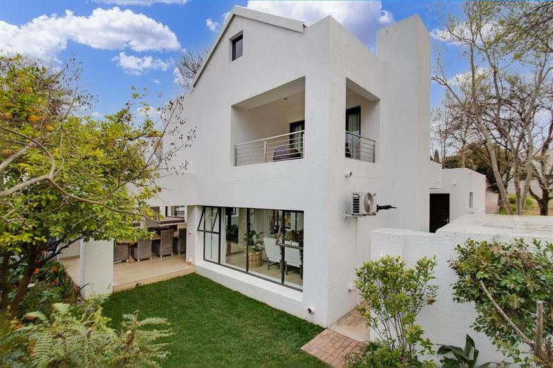 3 Bedroom Property for Sale in Dainfern Golf Estate Gauteng