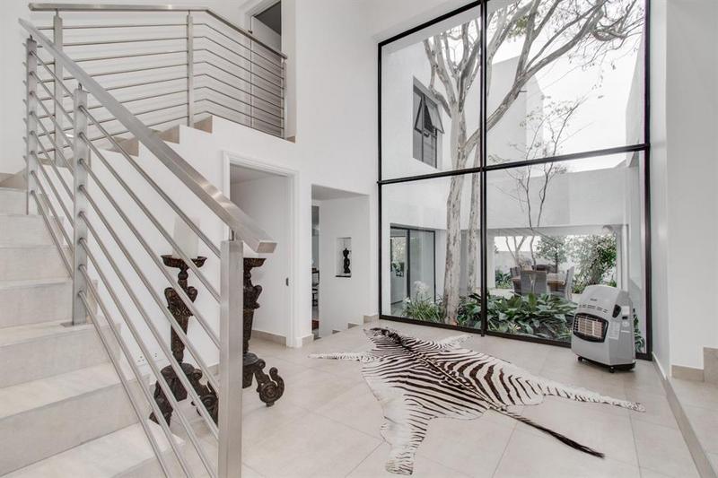 3 Bedroom Property for Sale in Dainfern Golf Estate Gauteng