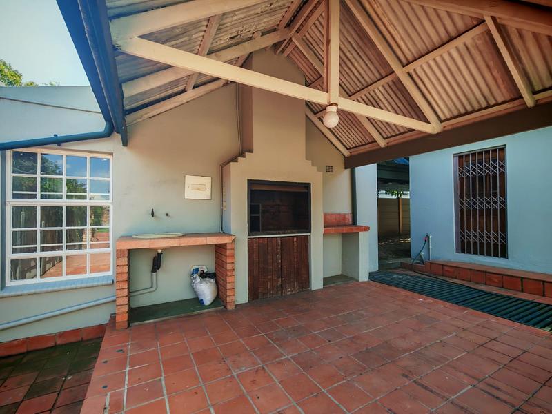 4 Bedroom Property for Sale in Clydesdale Gauteng