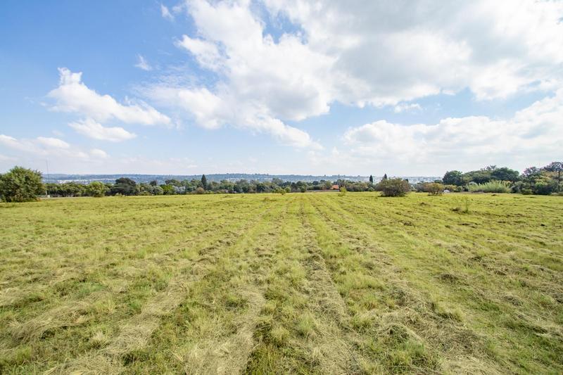 0 Bedroom Property for Sale in Glenferness Gauteng