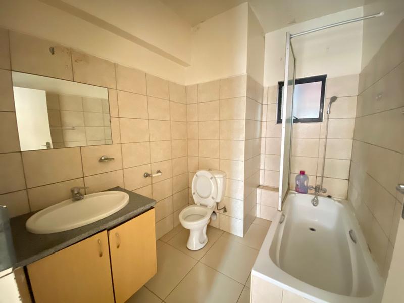 To Let 1 Bedroom Property for Rent in Milpark Gauteng