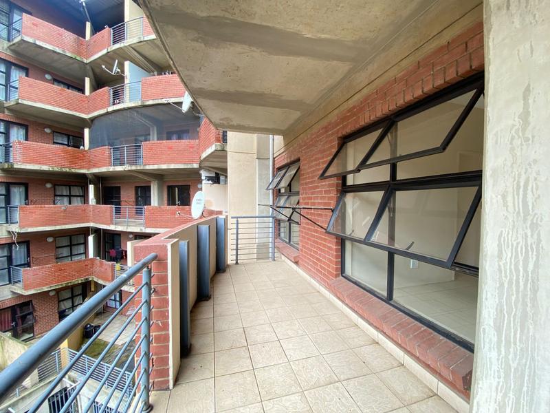 To Let 1 Bedroom Property for Rent in Milpark Gauteng