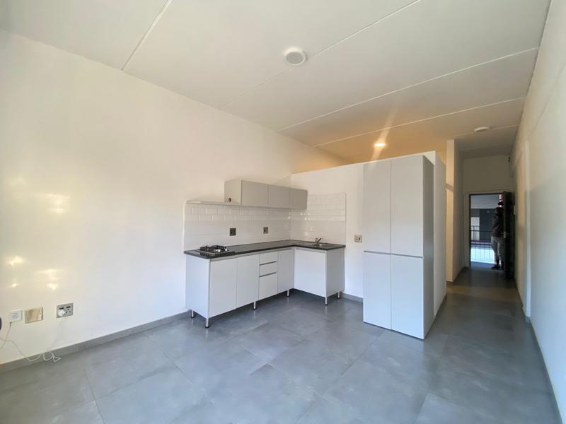 1 Bedroom Property for Sale in Ferndale Gauteng