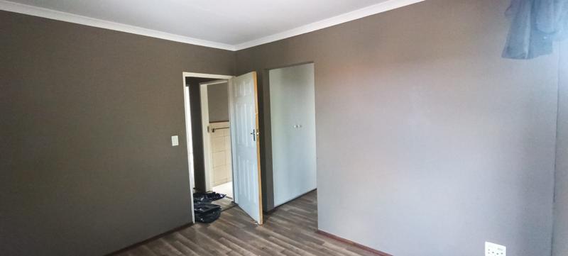 To Let 3 Bedroom Property for Rent in Rangeview Gauteng