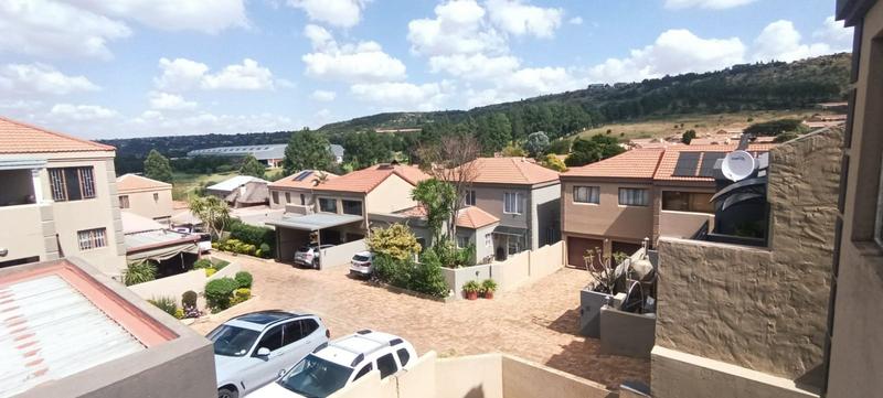 To Let 3 Bedroom Property for Rent in Rangeview Gauteng