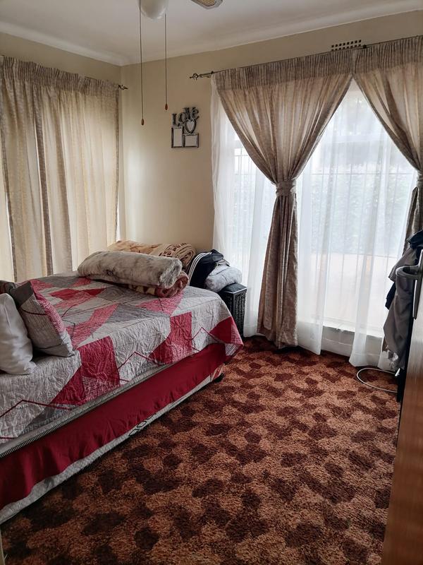 To Let 3 Bedroom Property for Rent in Birch Acres Gauteng