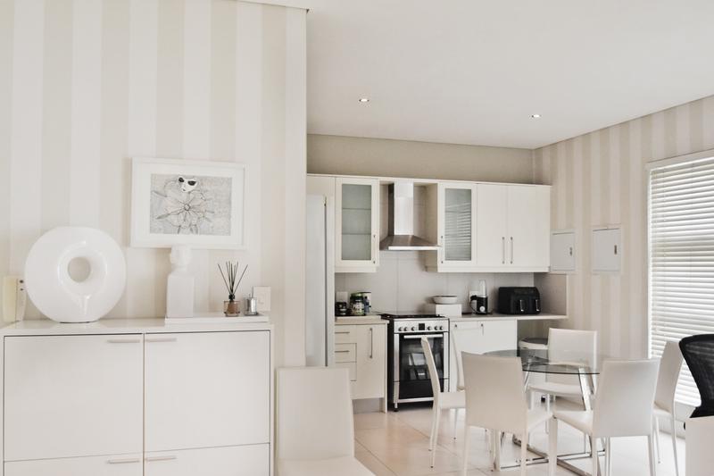 1 Bedroom Property for Sale in Dunkeld West Gauteng