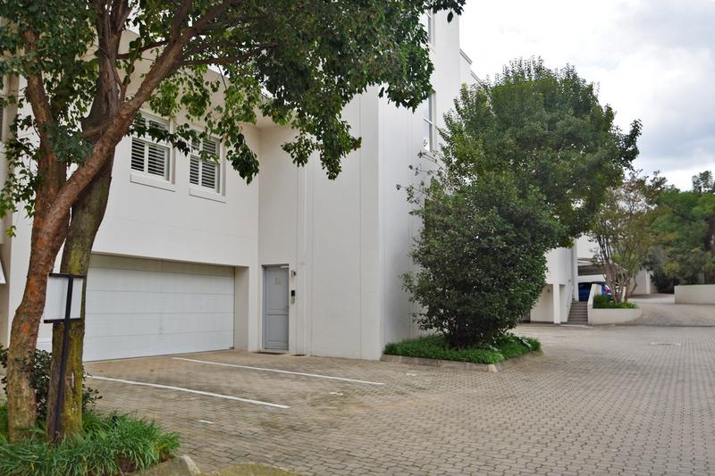 1 Bedroom Property for Sale in Dunkeld West Gauteng