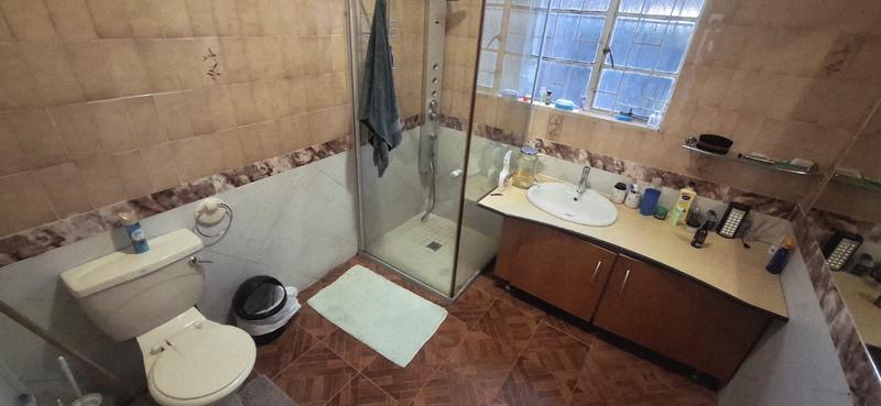 3 Bedroom Property for Sale in Bezuidenhout Valley Gauteng