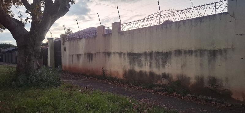 3 Bedroom Property for Sale in Bezuidenhout Valley Gauteng