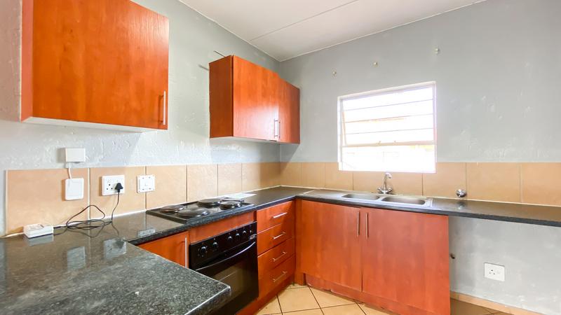 2 Bedroom Property for Sale in Groblerpark Gauteng
