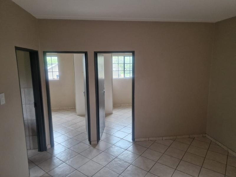 2 Bedroom Property for Sale in Groblerpark Gauteng