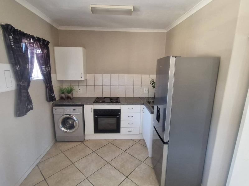 2 Bedroom Property for Sale in Green Hills Gauteng