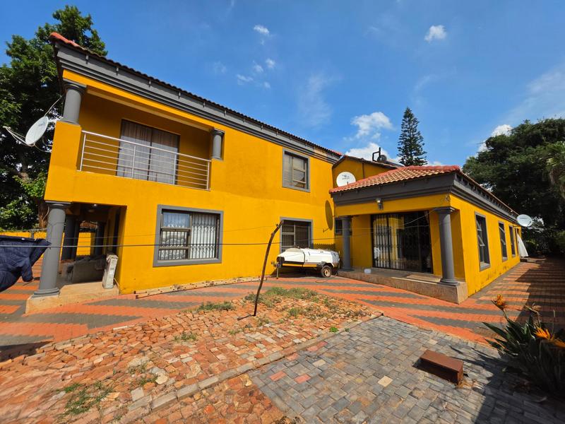 To Let 5 Bedroom Property for Rent in The Orchards Gauteng