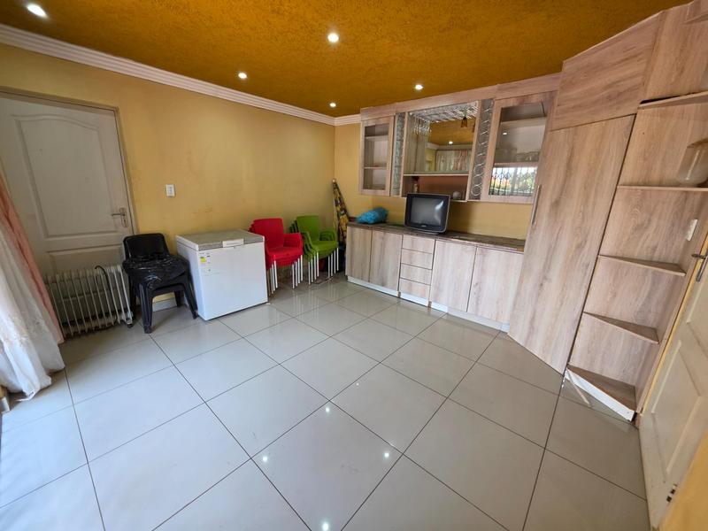 5 Bedroom Property for Sale in The Orchards Gauteng