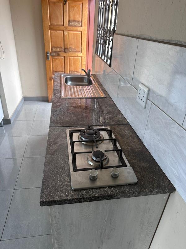 1 Bedroom Property for Sale in Vosloorus Gauteng