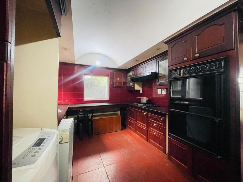 9 Bedroom Property for Sale in Orange Grove Gauteng