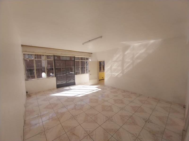 2 Bedroom Property for Sale in Laudium Gauteng