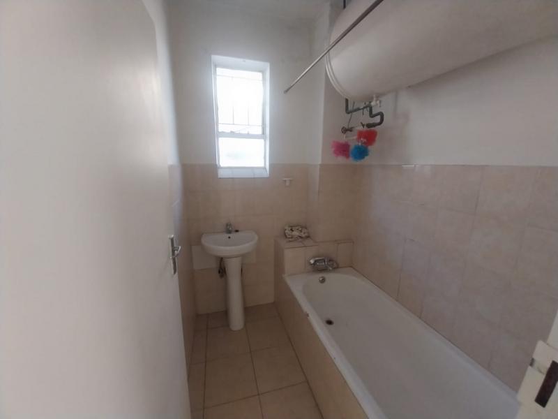 2 Bedroom Property for Sale in Laudium Gauteng