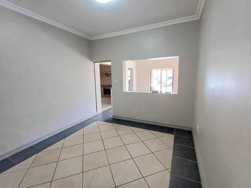To Let 2 Bedroom Property for Rent in Raslouw Gauteng