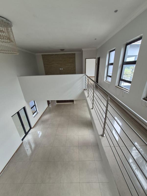 To Let 5 Bedroom Property for Rent in Eldo Ridge Estate Gauteng