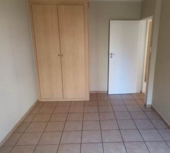 2 Bedroom Property for Sale in The Orchards Gauteng