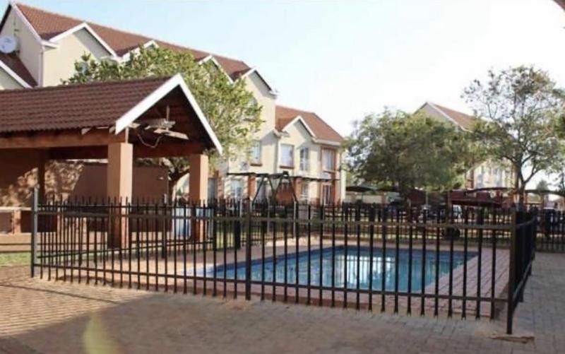 2 Bedroom Property for Sale in The Orchards Gauteng