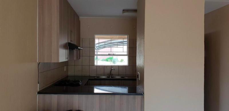 To Let 3 Bedroom Property for Rent in Vorna Valley Gauteng