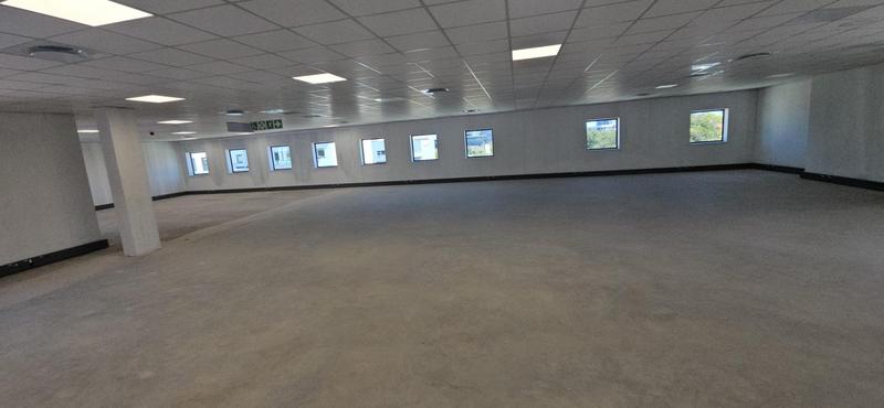 To Let Commercial Property for Rent in Vorna Valley Gauteng