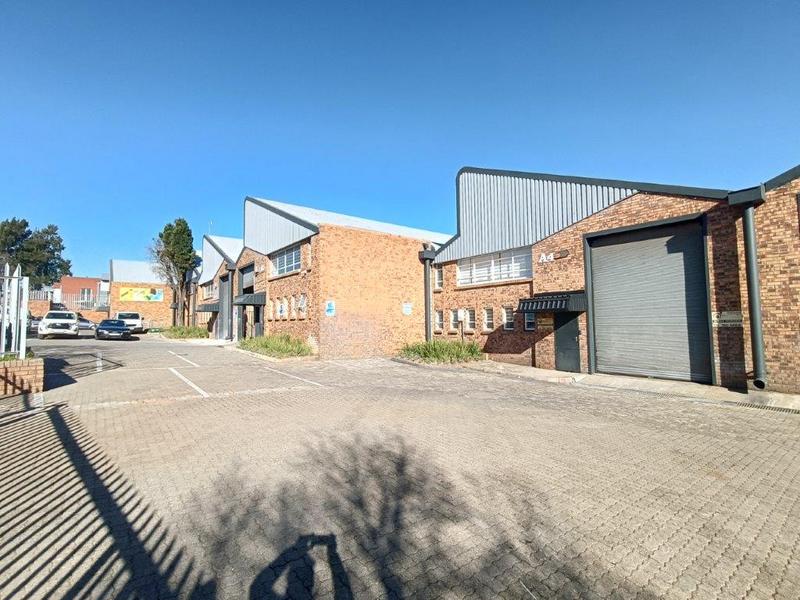 To Let Commercial Property for Rent in Robertville Gauteng