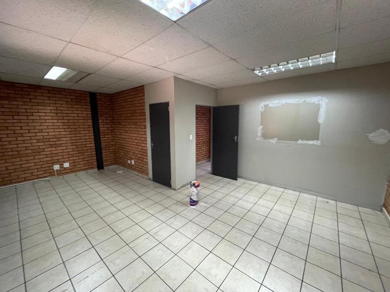 To Let Commercial Property for Rent in Hennops Park Industrial Gauteng
