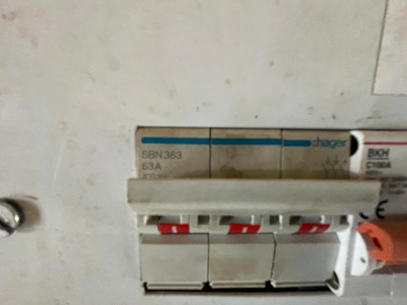 To Let Commercial Property for Rent in Hennops Park Industrial Gauteng