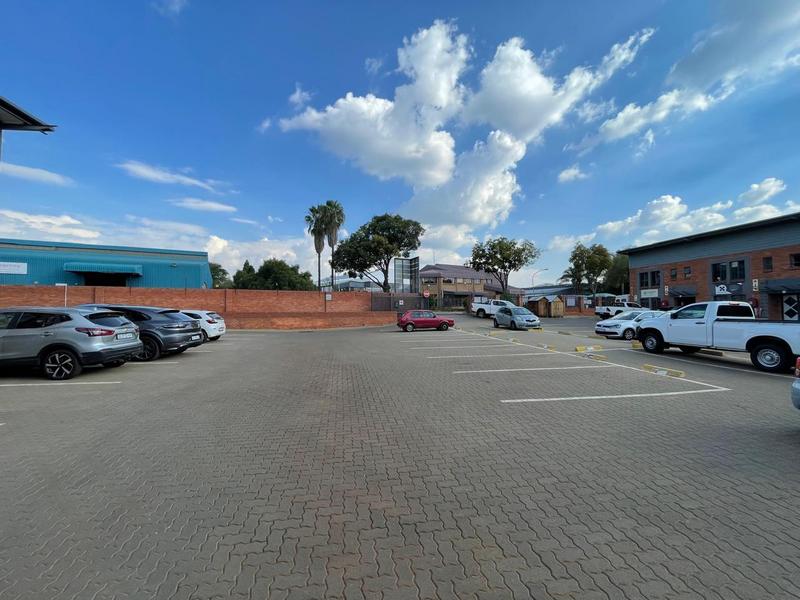 To Let Commercial Property for Rent in Hennopspark Gauteng