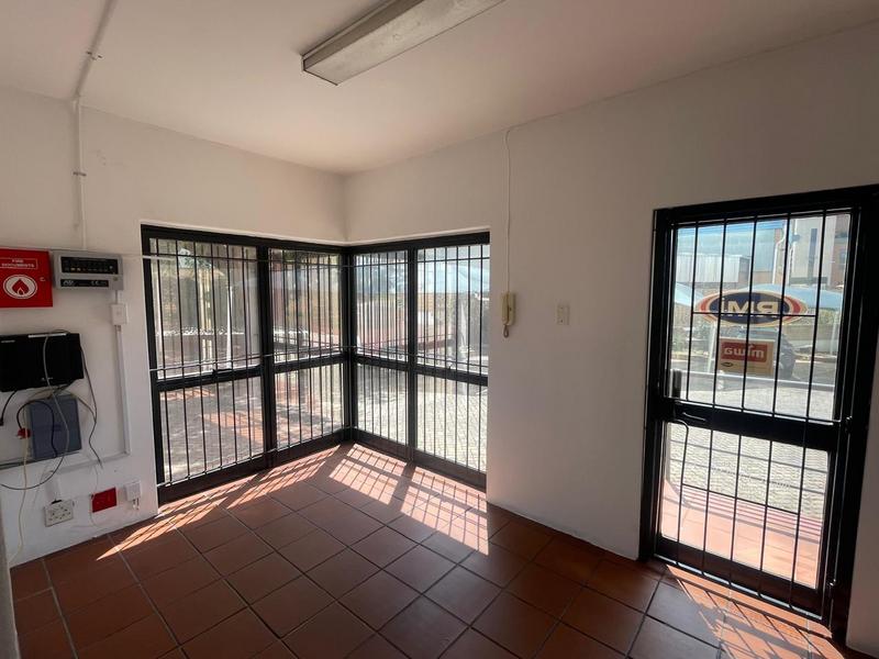 To Let Commercial Property for Rent in Rooihuiskraal Gauteng