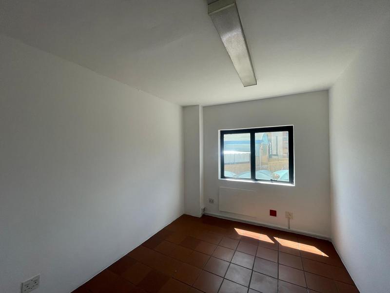 To Let Commercial Property for Rent in Rooihuiskraal Gauteng