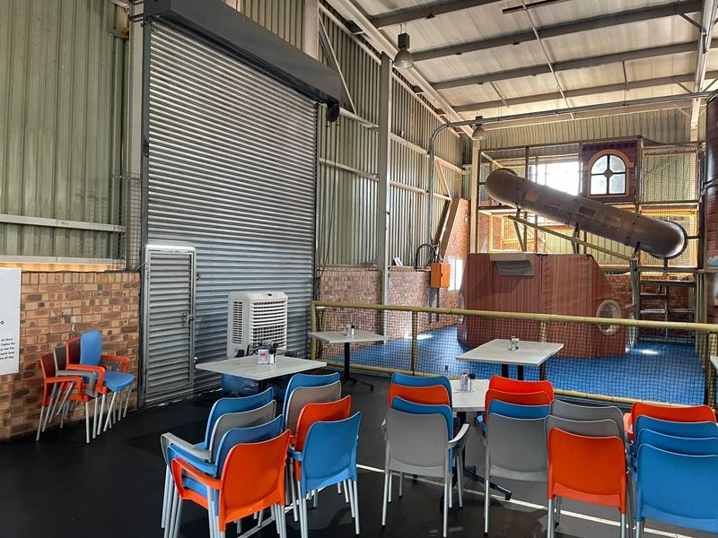 To Let Commercial Property for Rent in Rooihuiskraal Gauteng